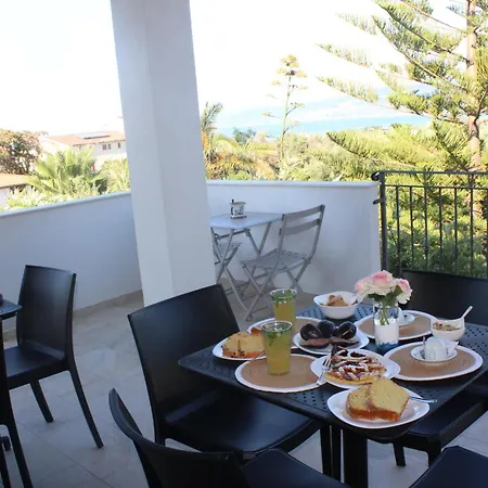 Residenza Anna Calabria Frühstückspension 4*