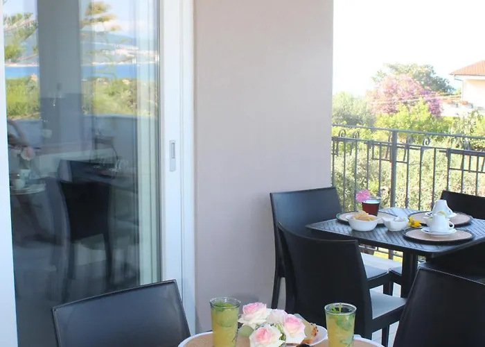 Residenza Anna Calabria Alojamento de Acomodação e Pequeno-almoço 4*