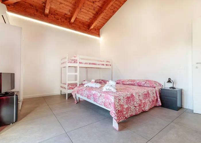 Alojamento de Acomodação e Pequeno-almoço Residenza Anna Calabria